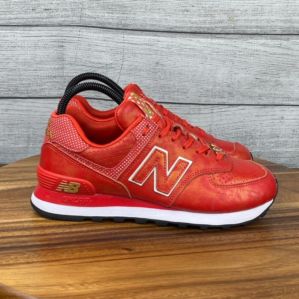 New Balance x Disney 574 Red Minnie Mouse Bow Shoes Women’s Sneaker Size 7 - Picture 4 of 12